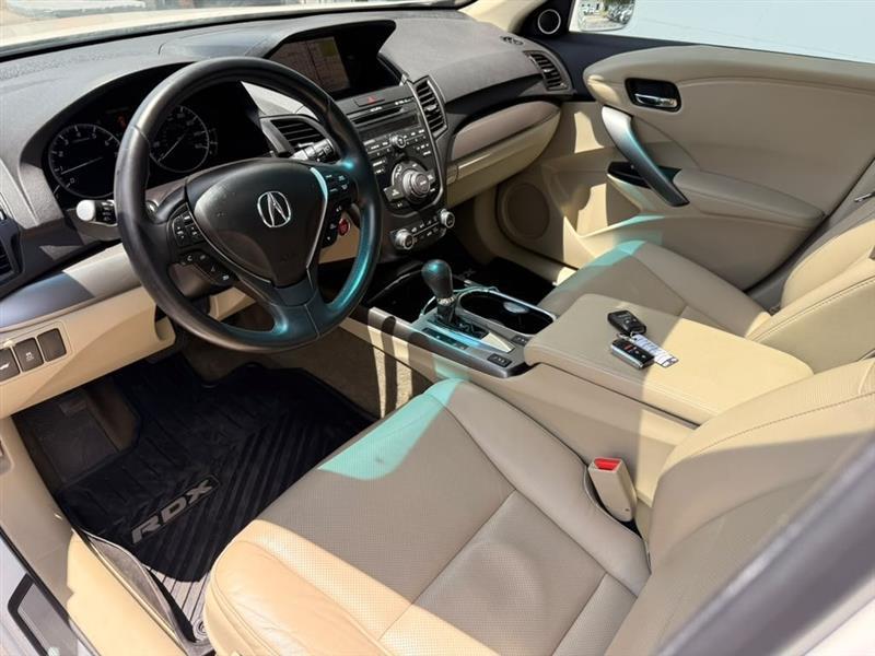 Acura RDX 6-Spd AT AWD w/ Technology Package 2015