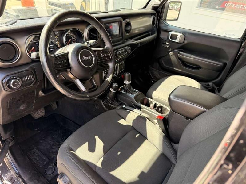 Jeep Wrangler Unlimited Sport 2019