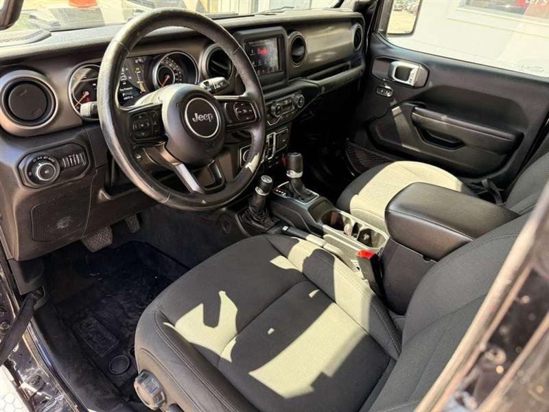 Jeep Wrangler Unlimited Sport 2019