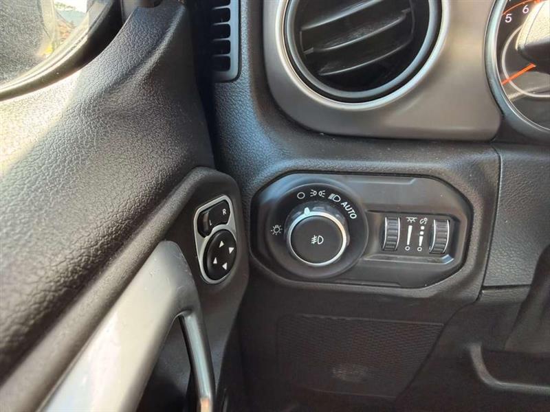 Jeep Wrangler Unlimited Sport 2019