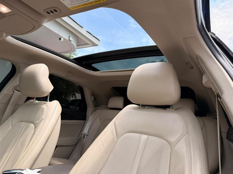 Lincoln MKZ Reserve AWD 2017