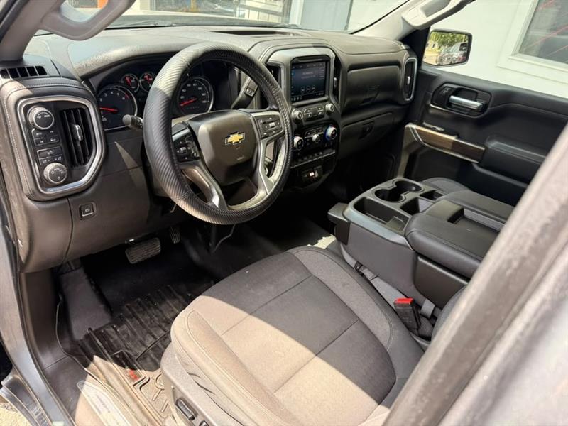Chevrolet Silverado 1500  2021