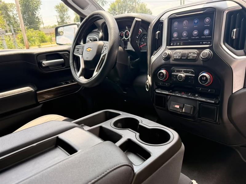 Chevrolet Silverado 1500  2021