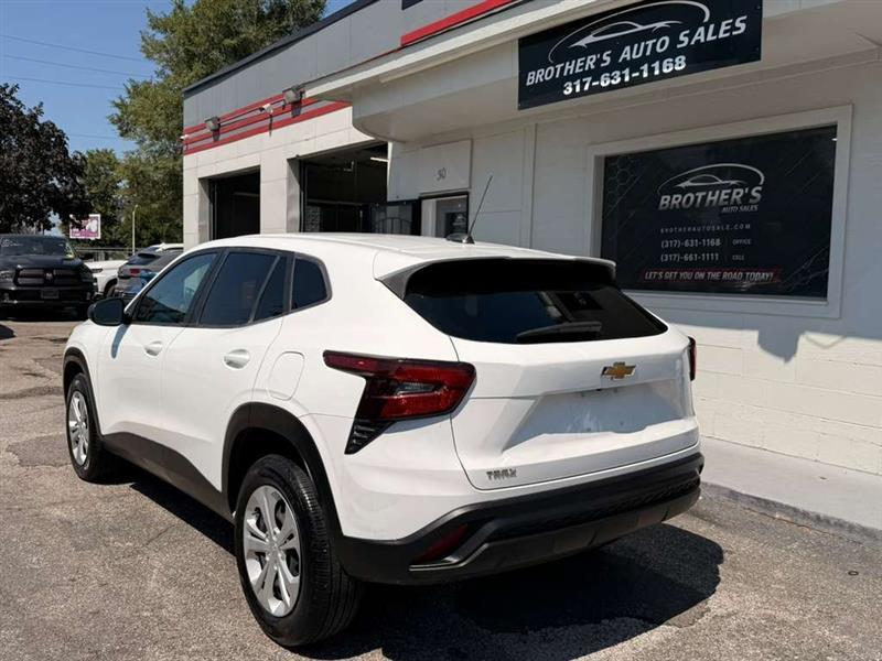 Chevrolet Trax LS 2024