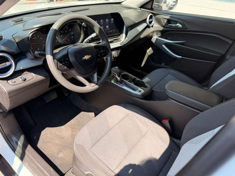 Chevrolet Trax LS 2024