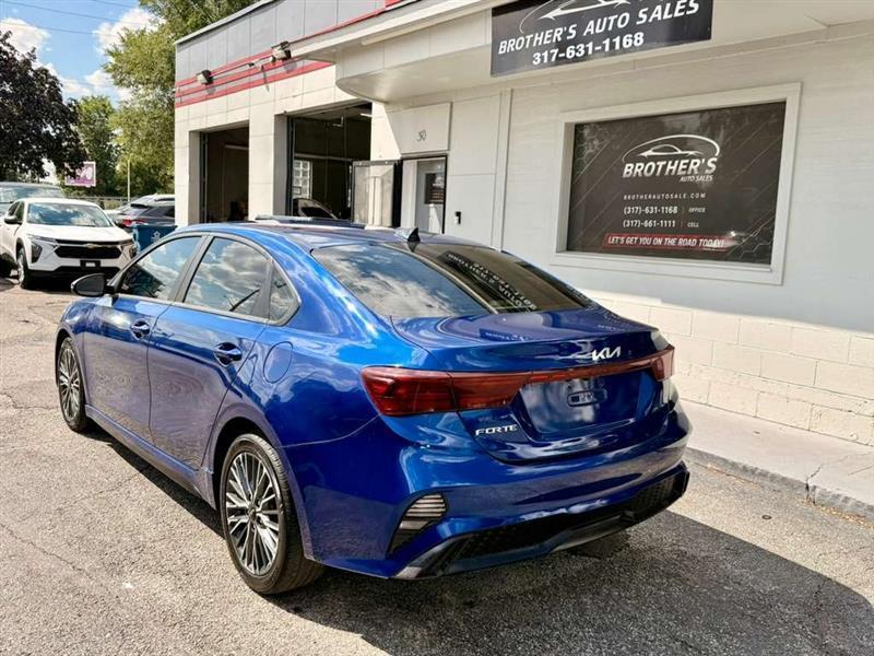 Kia Forte GT Line 2024