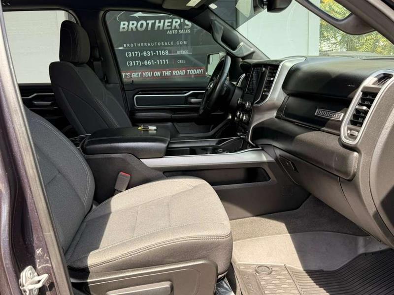 RAM 1500 Big Horn Crew Cab SWB 4WD 2021