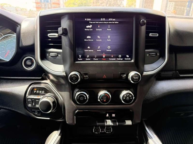 RAM 1500 Big Horn Crew Cab SWB 4WD 2021