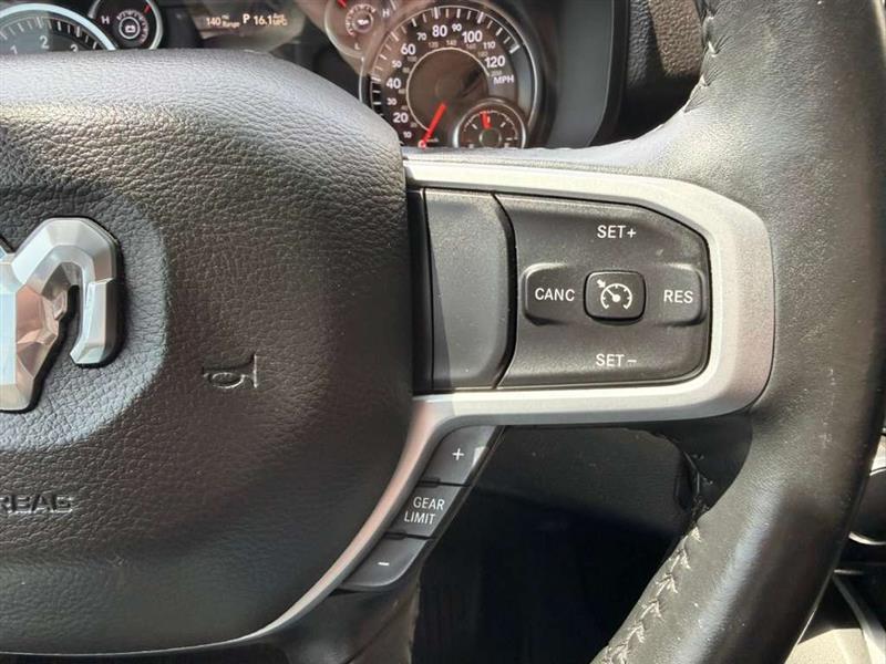 RAM 1500 Big Horn Crew Cab SWB 4WD 2021