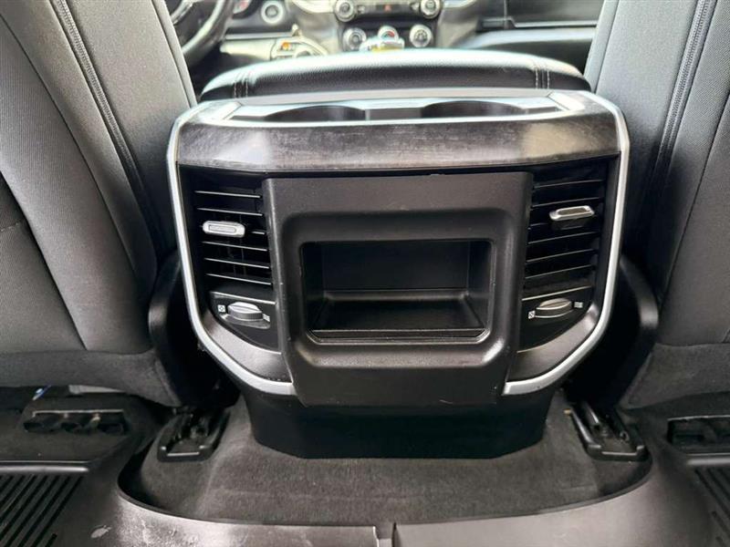 RAM 1500 Big Horn Crew Cab SWB 4WD 2021