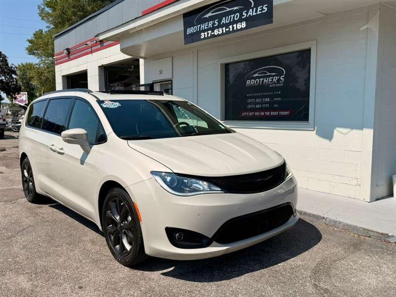 Chrysler Pacifica Limited 2019