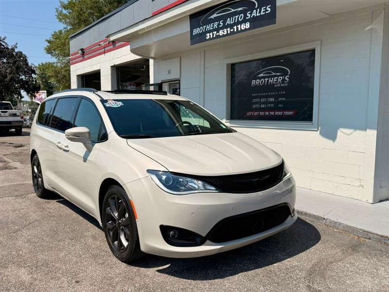 Chrysler Pacifica Limited 2019
