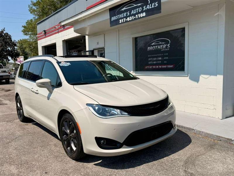 Chrysler Pacifica Limited 2019