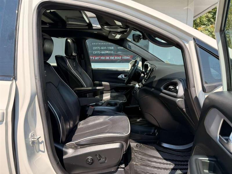 Chrysler Pacifica Limited 2019