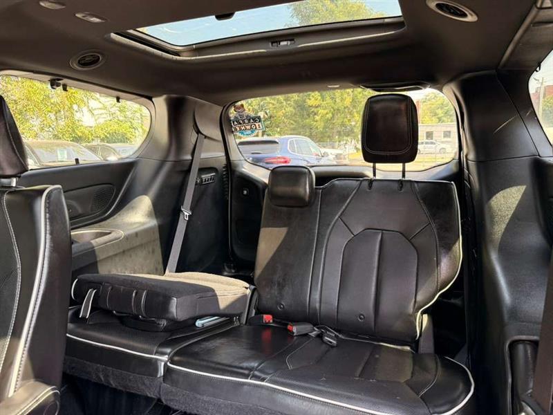 Chrysler Pacifica Limited 2019