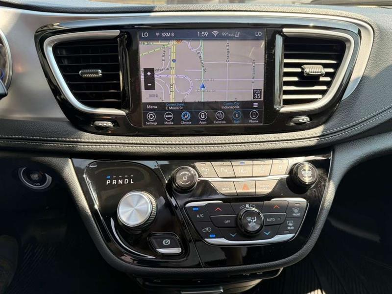 Chrysler Pacifica Limited 2019
