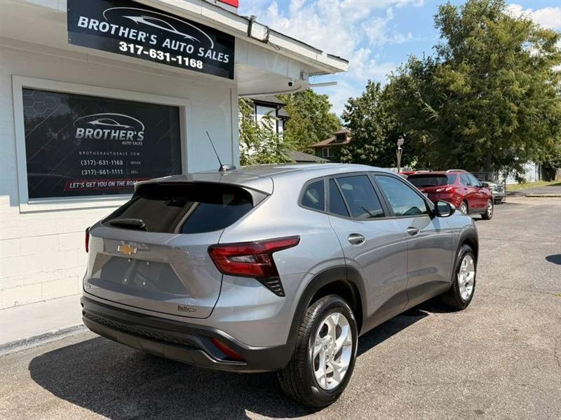 Chevrolet Trax LS 2025