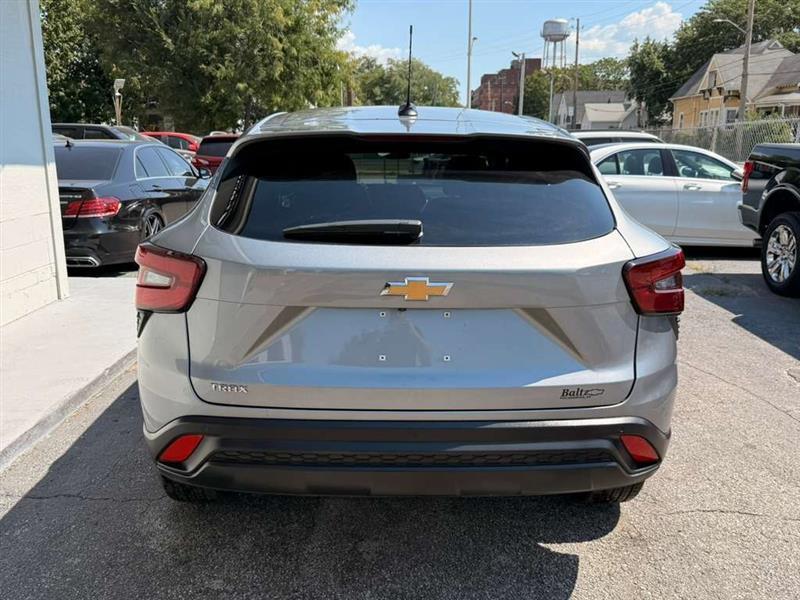 Chevrolet Trax LS 2025