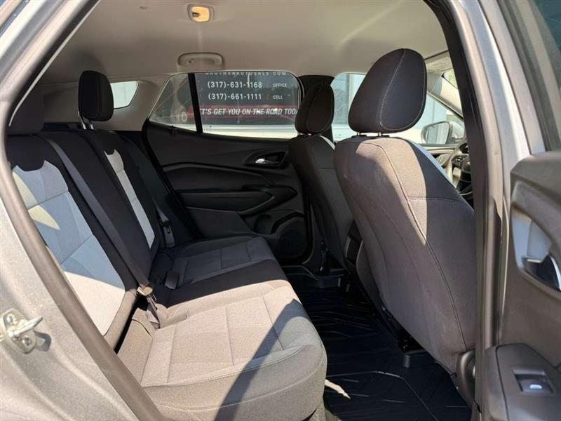 Chevrolet Trax LS 2025