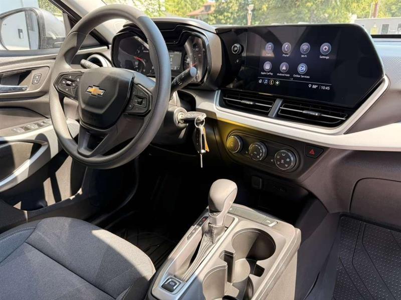 Chevrolet Trax LS 2025