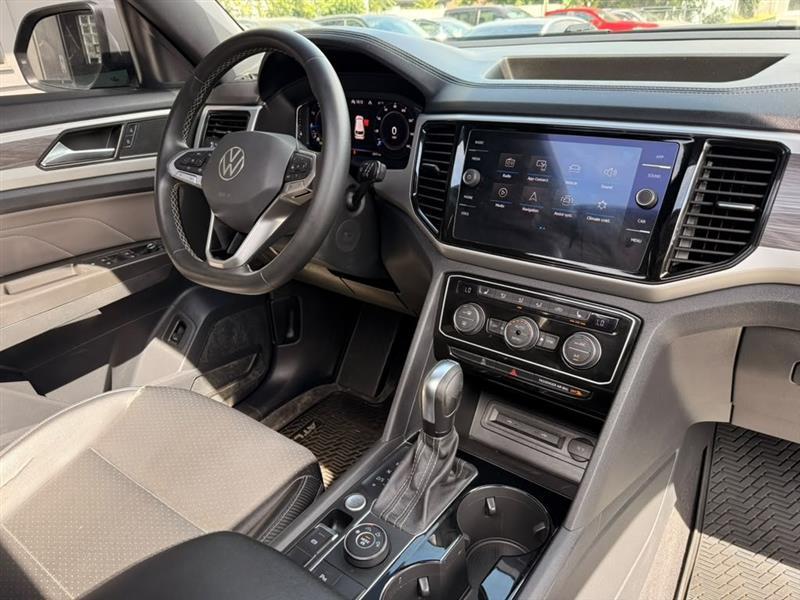 Volkswagen Atlas Cross Sport V6 SE w/Technology 4MOTION 2022