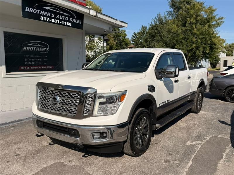 Nissan Titan XD PRO-4X Crew Cab 4WD Diesel 2019
