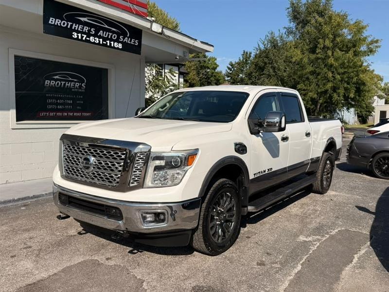 Nissan Titan XD PRO-4X Crew Cab 4WD Diesel 2019