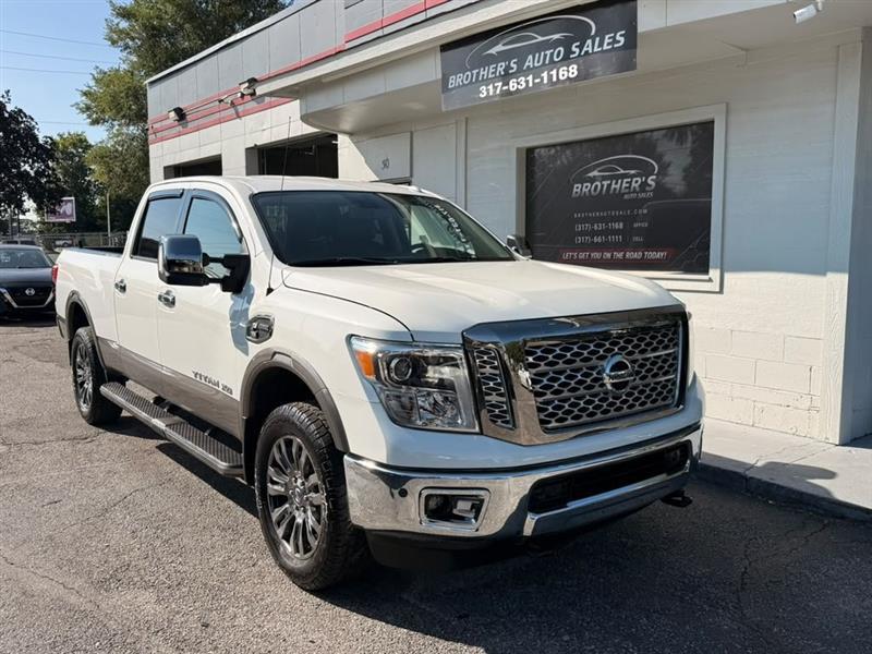 Nissan Titan XD PRO-4X Crew Cab 4WD Diesel 2019