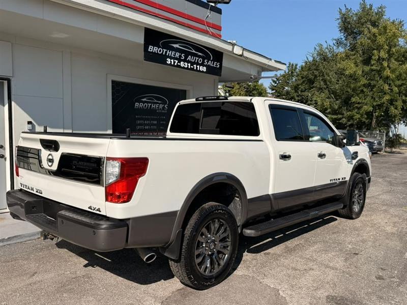 Nissan Titan XD PRO-4X Crew Cab 4WD Diesel 2019