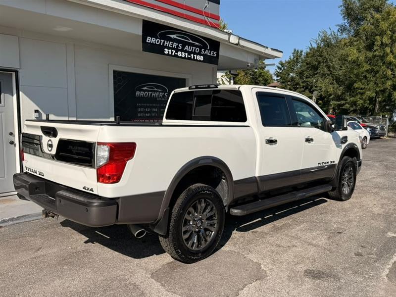 Nissan Titan XD PRO-4X Crew Cab 4WD Diesel 2019