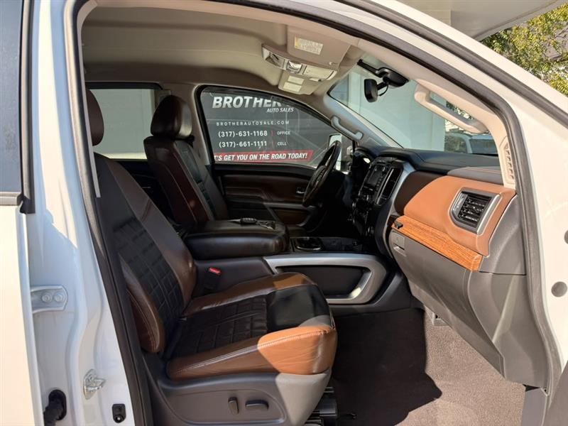 Nissan Titan XD PRO-4X Crew Cab 4WD Diesel 2019