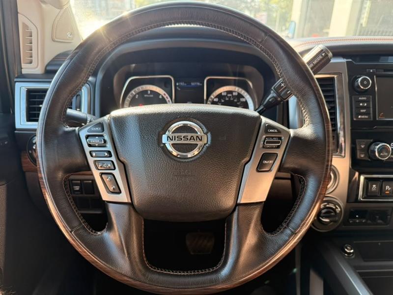 Nissan Titan XD PRO-4X Crew Cab 4WD Diesel 2019