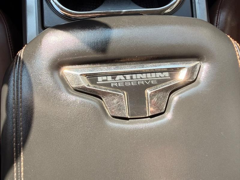 Nissan Titan XD PRO-4X Crew Cab 4WD Diesel 2019