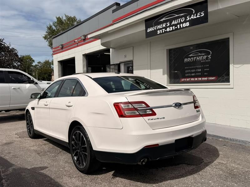 Ford Taurus SHO AWD 2019
