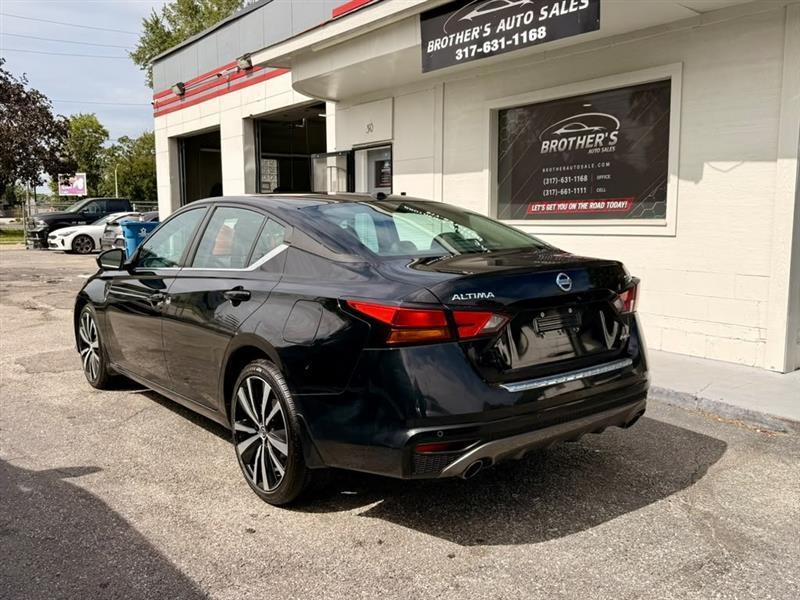 Nissan Altima 2.5 SR AWD 2021