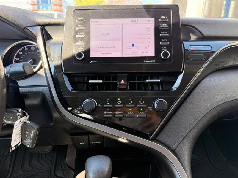 Toyota Camry LE AWD 2021