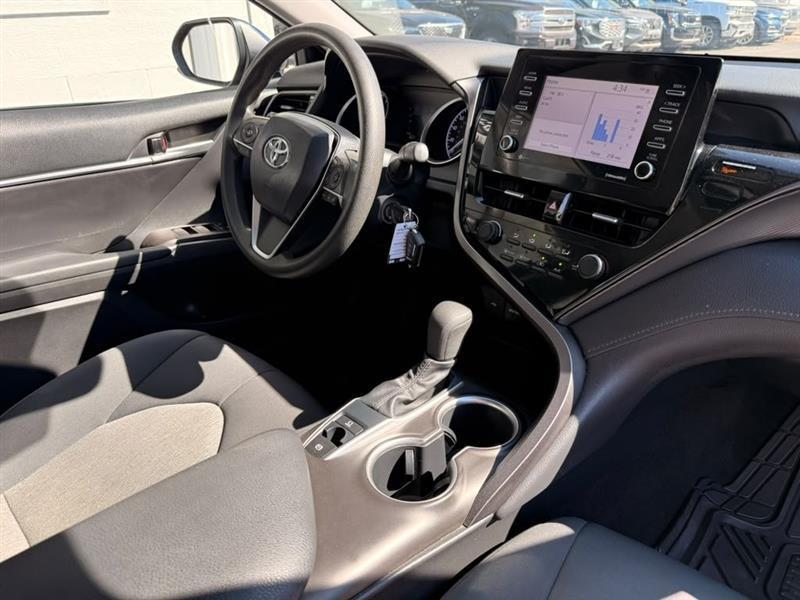 Toyota Camry LE AWD 2021
