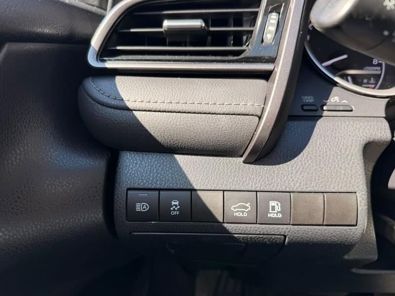 Toyota Camry LE AWD 2021