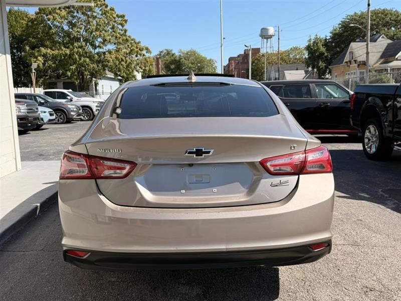 Chevrolet Malibu LT 2022