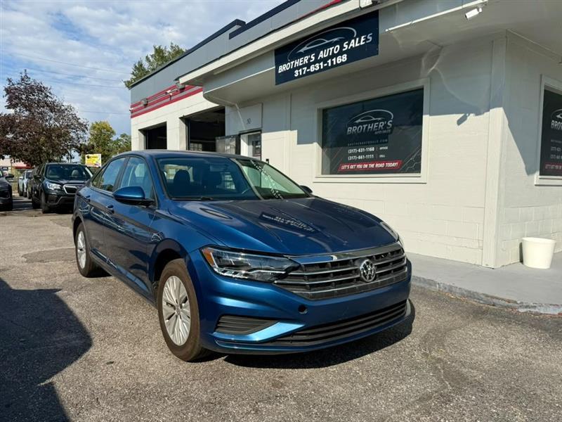 Volkswagen Jetta 1.4T S 8A 2020
