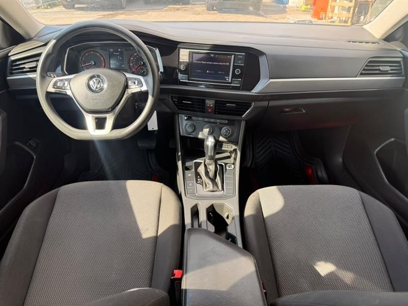 Volkswagen Jetta 1.4T S 8A 2020