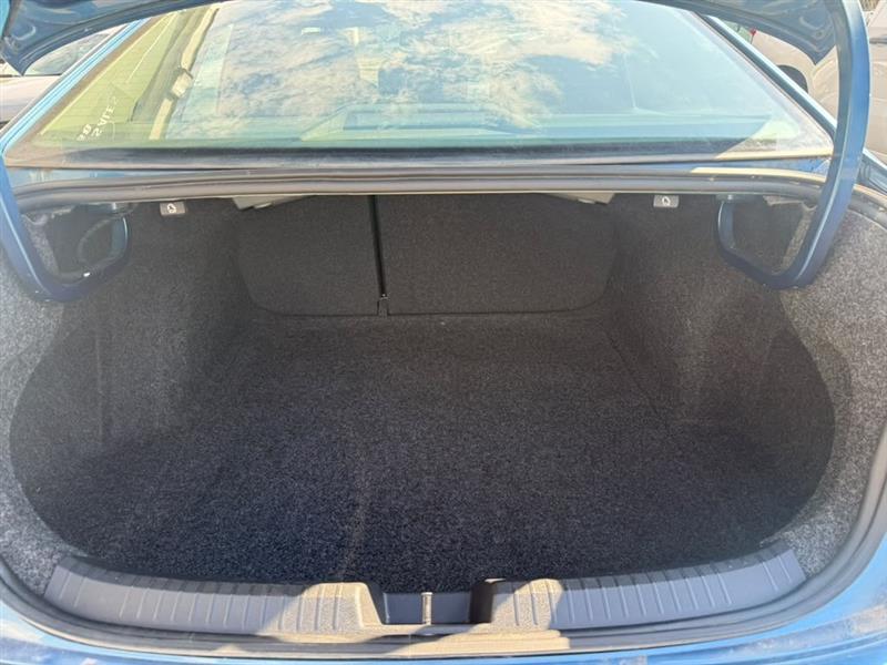 Volkswagen Jetta 1.4T S 8A 2020