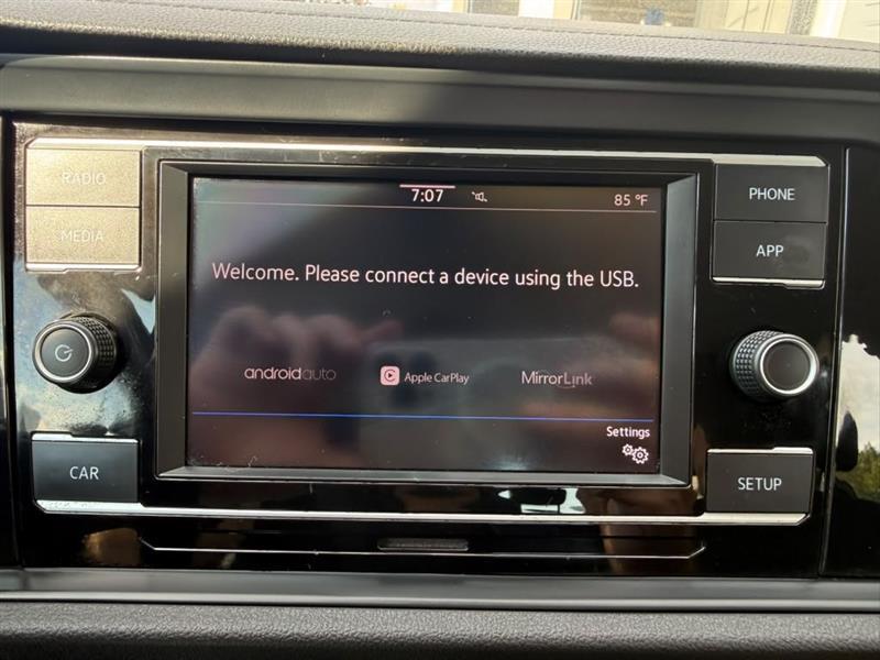 Volkswagen Jetta 1.4T S 8A 2020
