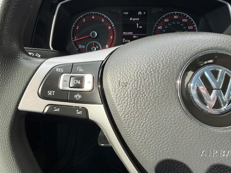 Volkswagen Jetta 1.4T S 8A 2020