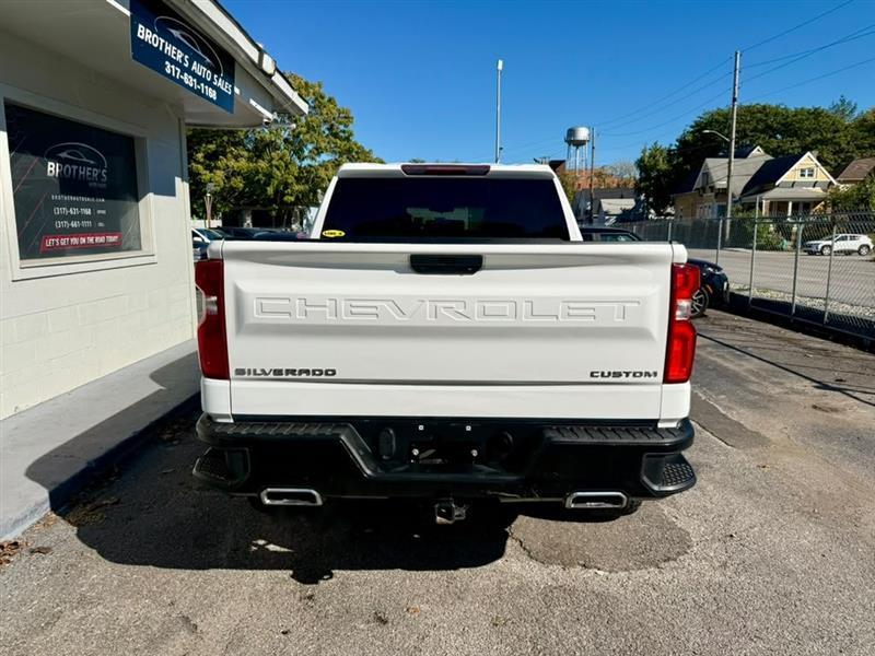 Chevrolet Silverado 1500 Custom Trail Boss Crew Cab Long Box 4WD 2021