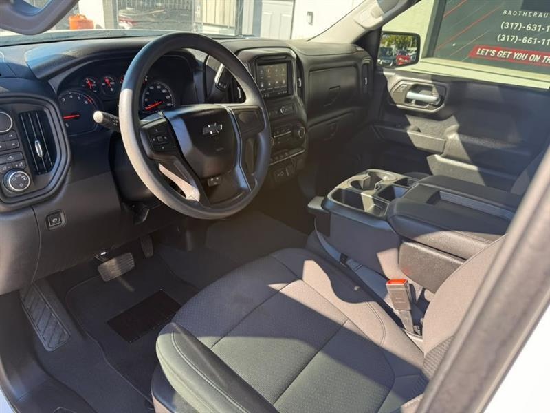 Chevrolet Silverado 1500 Custom Trail Boss Crew Cab Long Box 4WD 2021