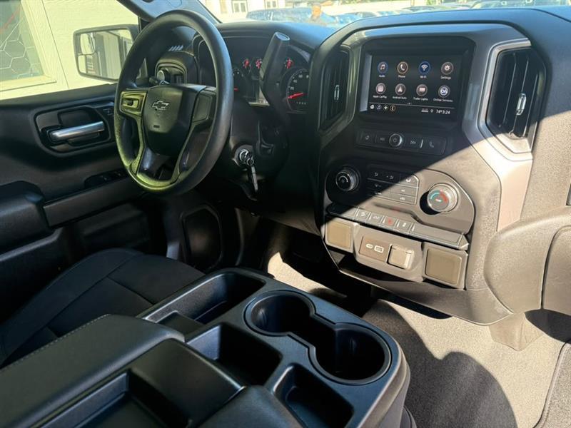 Chevrolet Silverado 1500 Custom Trail Boss Crew Cab Long Box 4WD 2021