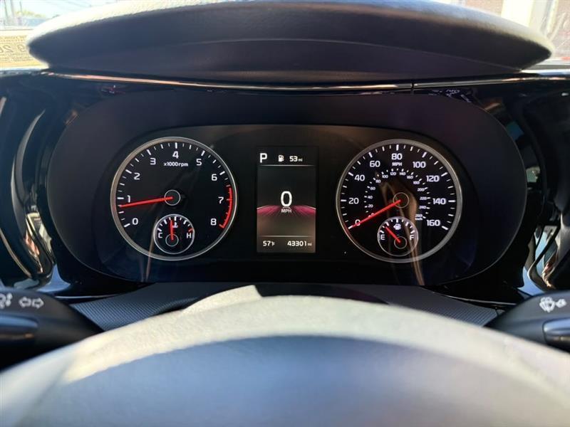 Kia K5 LXS 2022