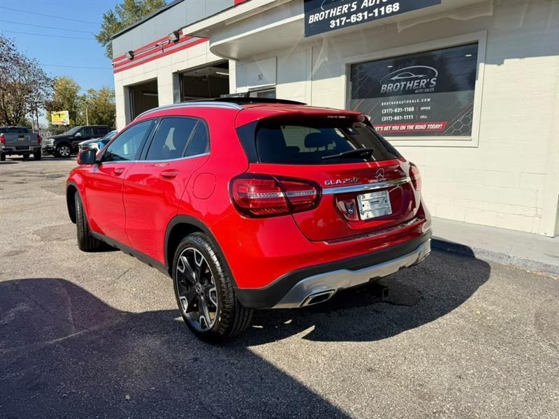 Mercedes-Benz GLA-Class GLA250 4MATIC 2019