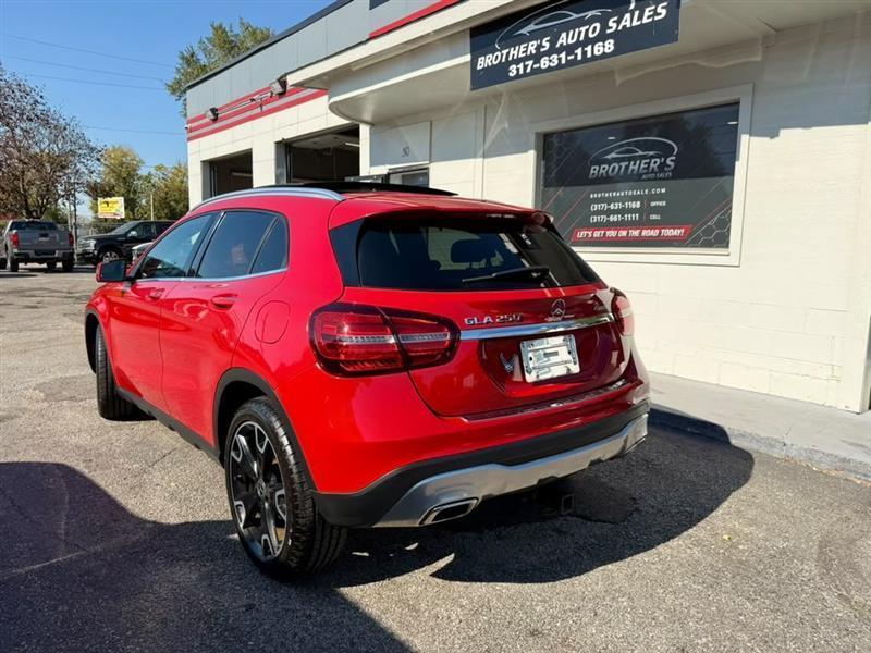 Mercedes-Benz GLA-Class GLA250 4MATIC 2019